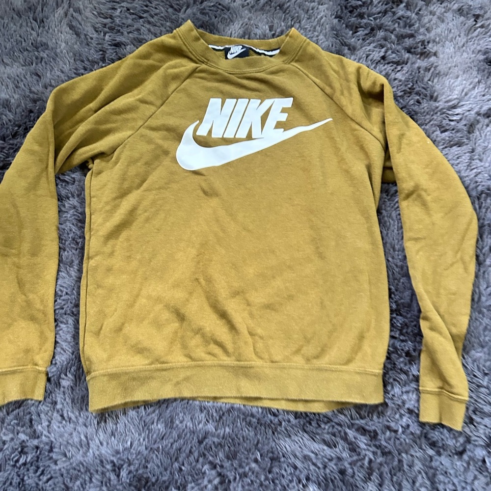 Nike women's small olive green crewneck sweater sweatshirt